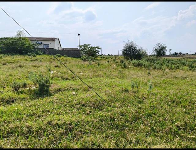 LAND FOR SALE IN HILLCREST